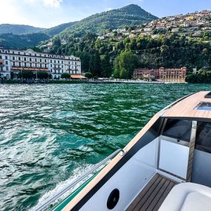 villa D'este from the Lake